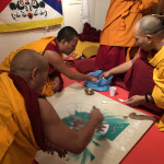 istituto samantabhadra-roma-aref international onlus-reportage-roma incontra il tibet-tibet-sabbia del mandala-mandala